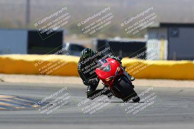 media/Mar-28-2022-Superbike Trackdays (Mon) [[b8603d0f67]]/Novice Group (1130am-12pm)/Turn 2/